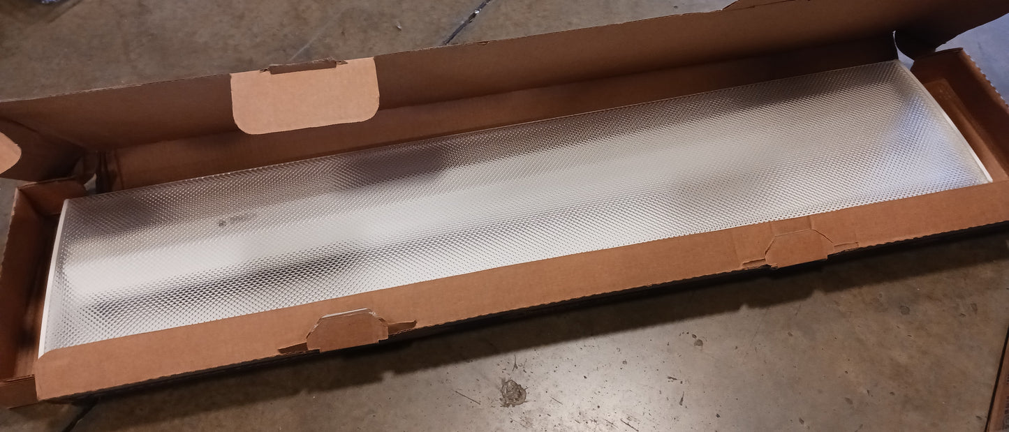 Lithonia Lighting Fluorescent Round 2 lamp, 4 feet, MultiVolt Wraparound Light, 32W T8