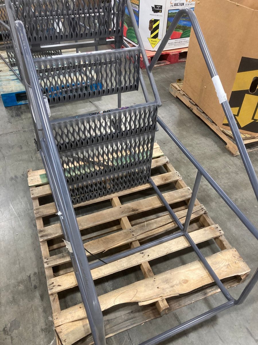 Mobile Ladder