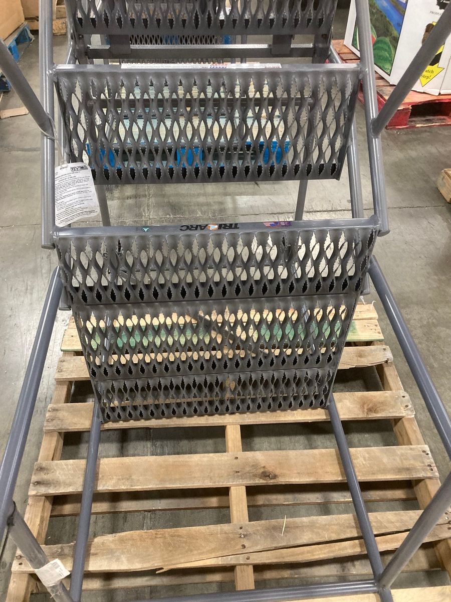 Mobile Ladder