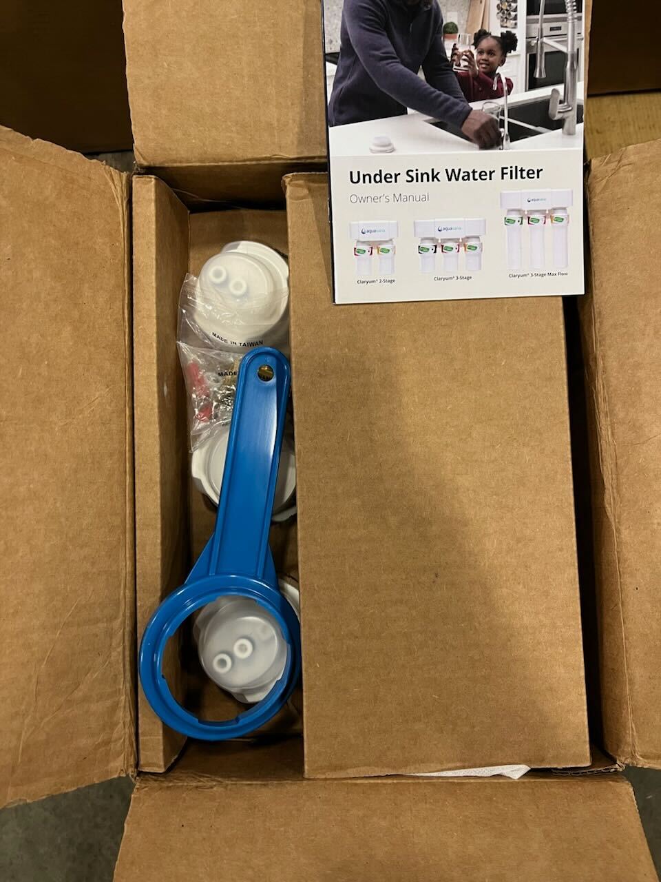 Aquasana 3-Stage Max Flow Claryum Under Sink Water Filter System - Kitchen Counter Claryum Filtration - Filters 99% Of Chlorine - Chrome Faucet - AQ-5300+.56 , White