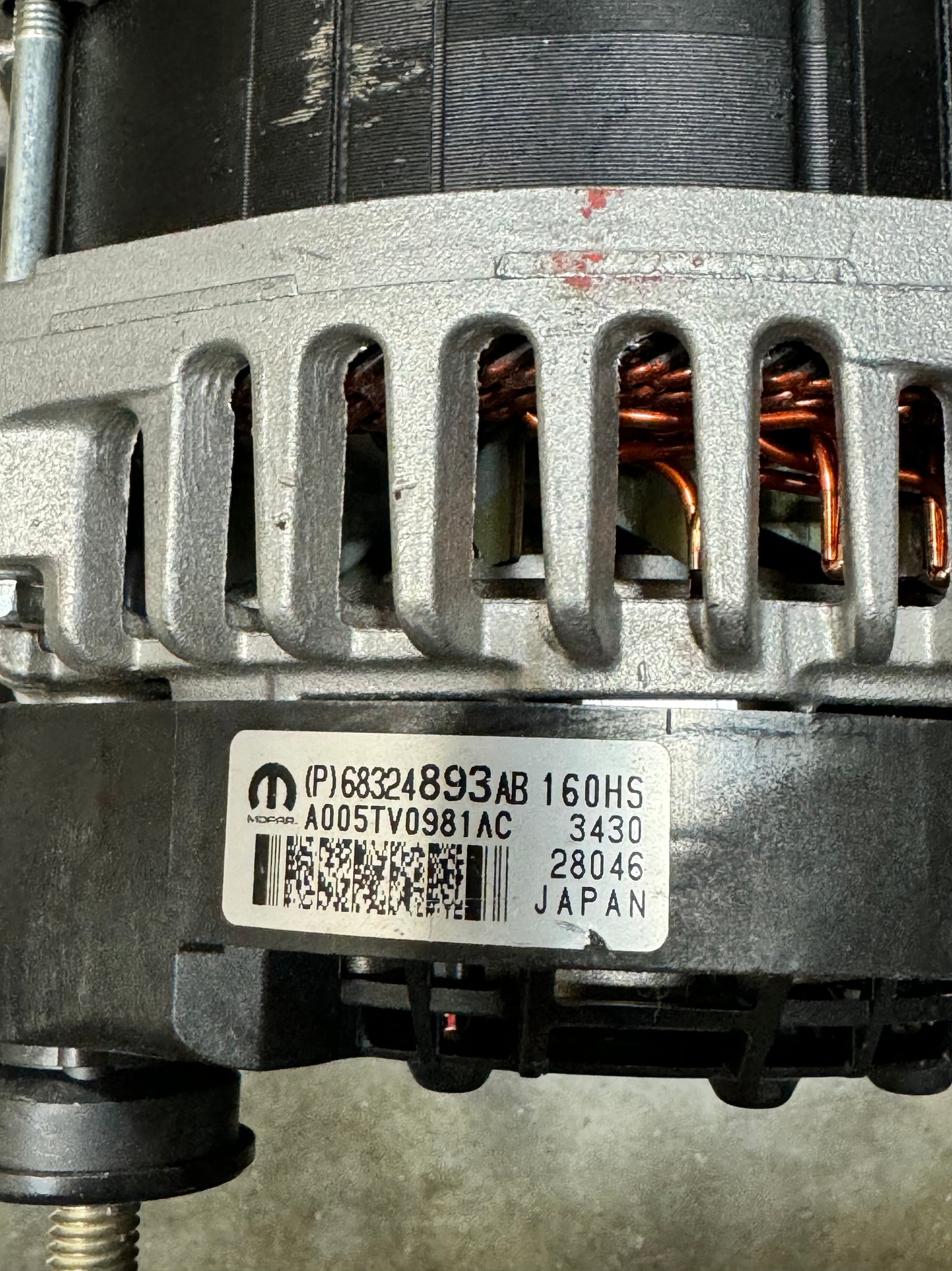 MOPAR Original OEM 2019-2023 Jeep Cherokee Alternator Generator 68324893AB / New