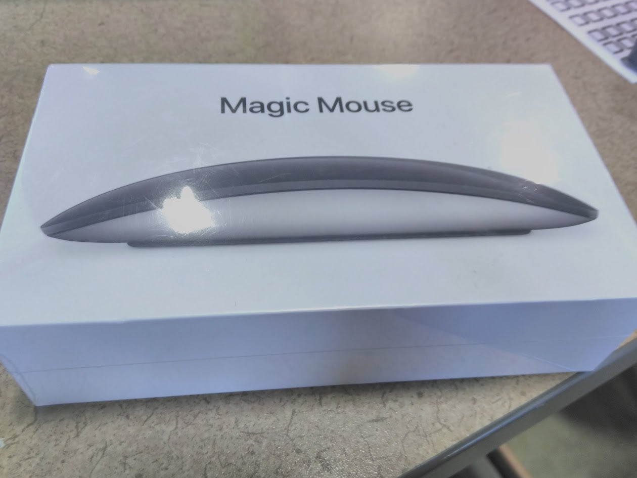 Apple Magic Mouse: Wireless, Bluetooth, Rechargeable. Works with Mac or iPad; Multi-Touch Surface - Black