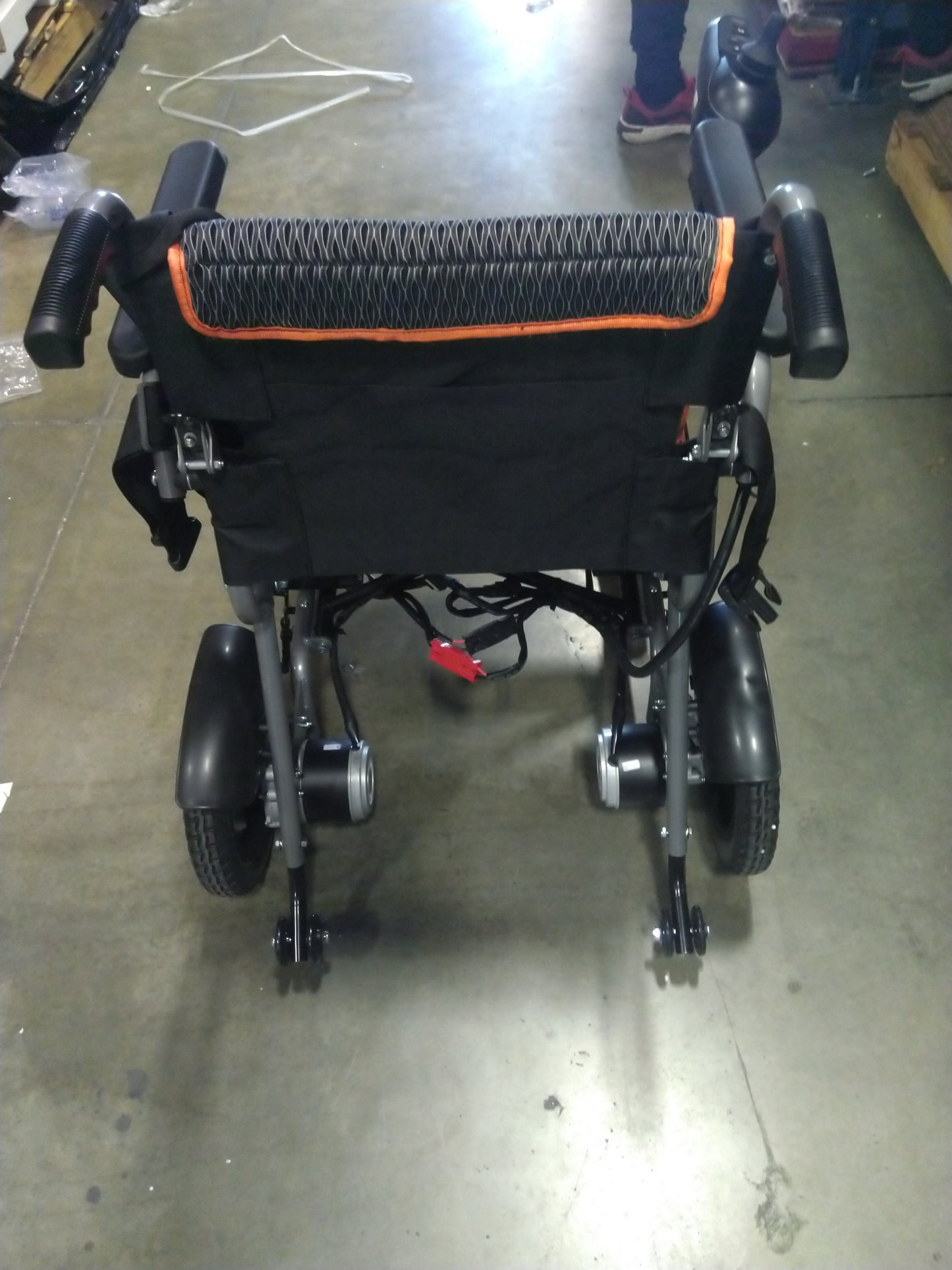 UJQNBM Electric Wheelchair for Adults Lightweight Foldable Power Wheelchairs, All Terrain Motorized Wheelchair with One-Click