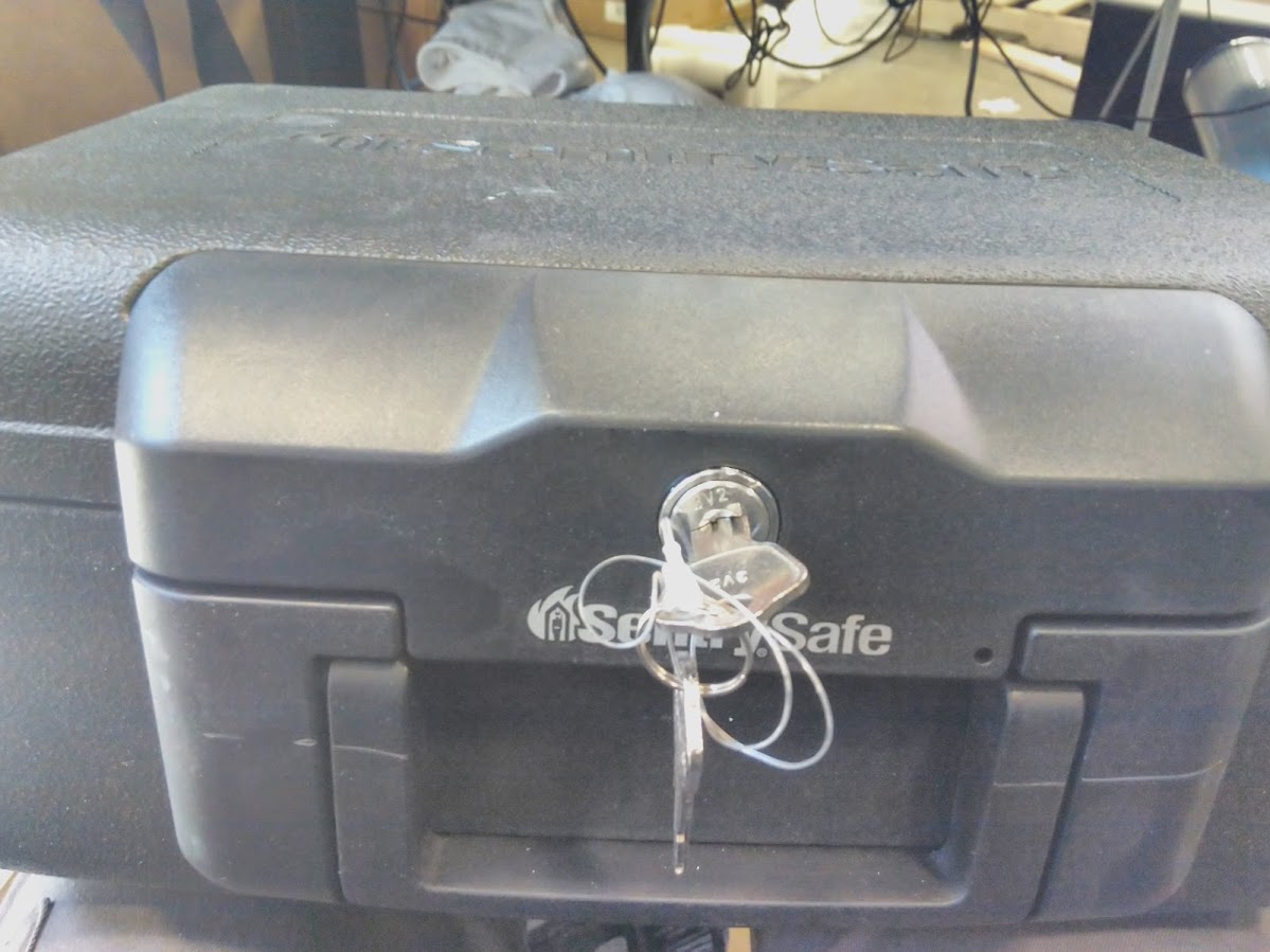 SENTRY SAFE Deep Security Chest 11" (1200)