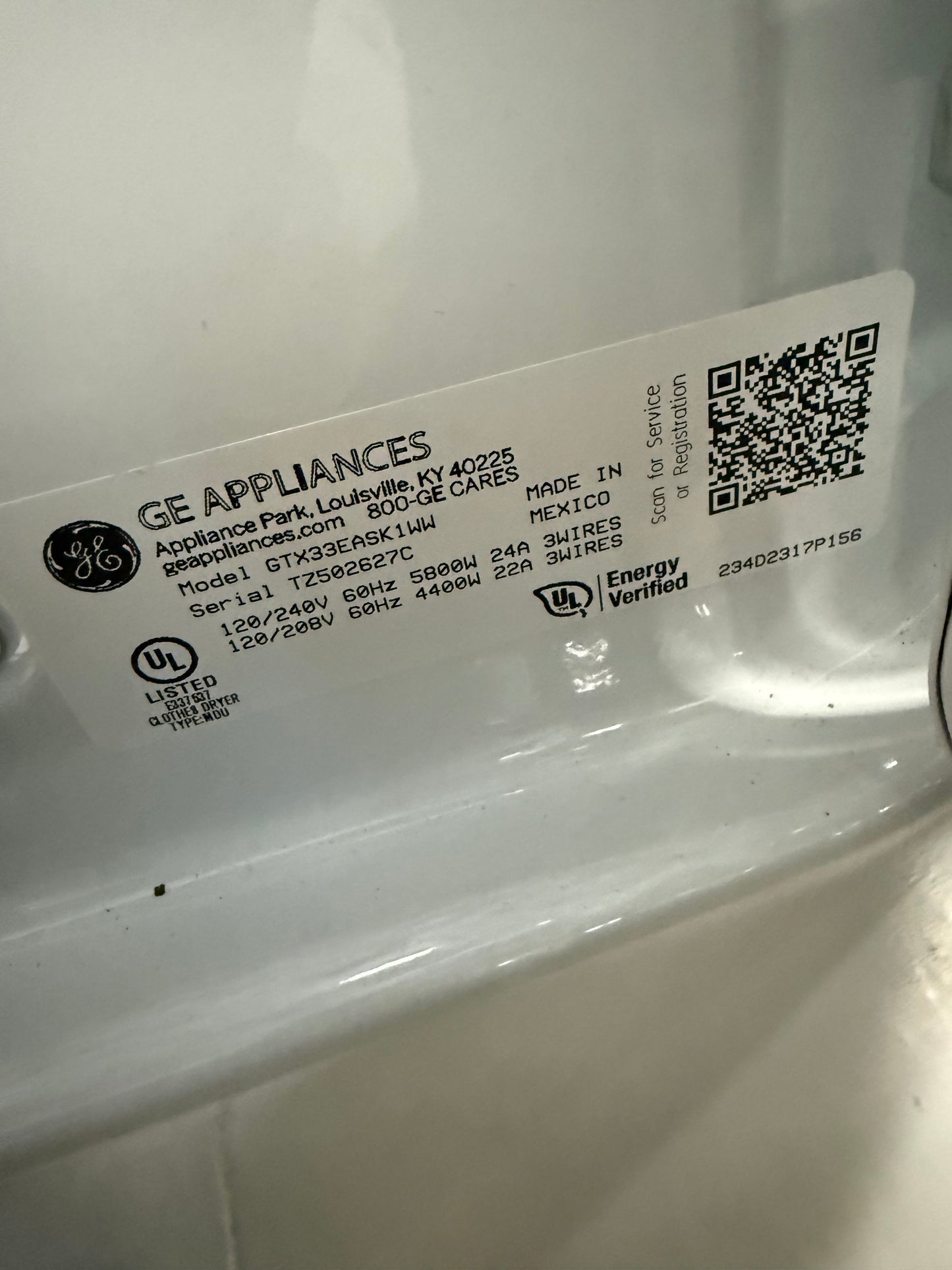 GE 6.2 cu. ft. Capacity Gas Dryer with Up To 120 ft. Venting and Shallow Depth