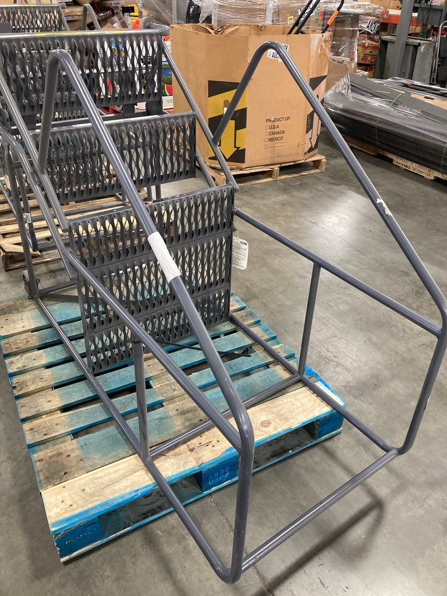 Mobile Ladder