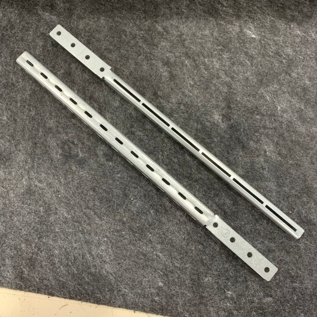Steel Telescoping Bracket