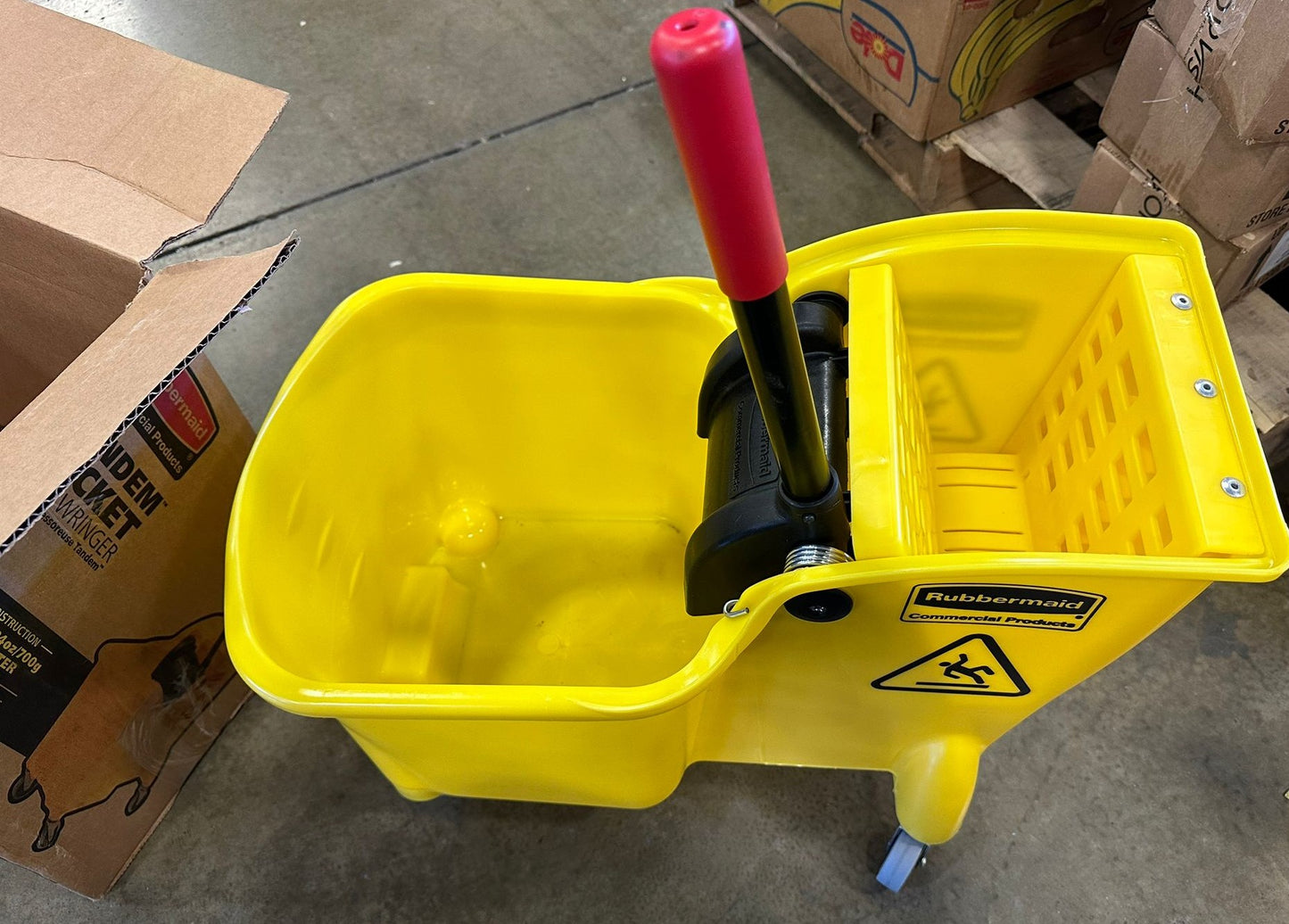 Rubbermaid Commercial Product 31QT Tandem Bucket, Yellow