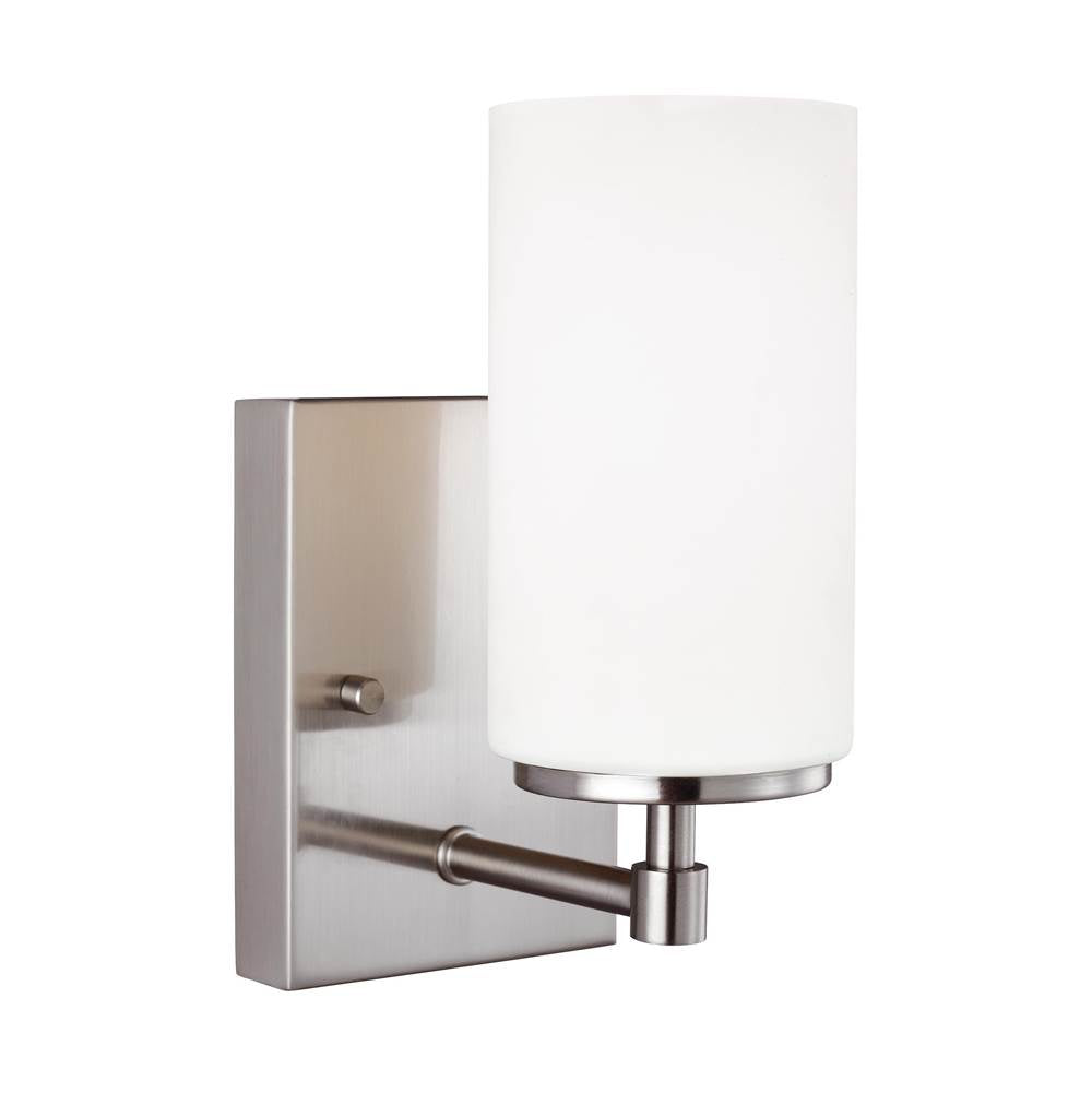 Alturas 1-Light Bathroom Vanity Light Sconce in Brushed Nickel