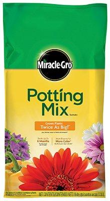 Miracle-Gro Potting Mix 16 qt.