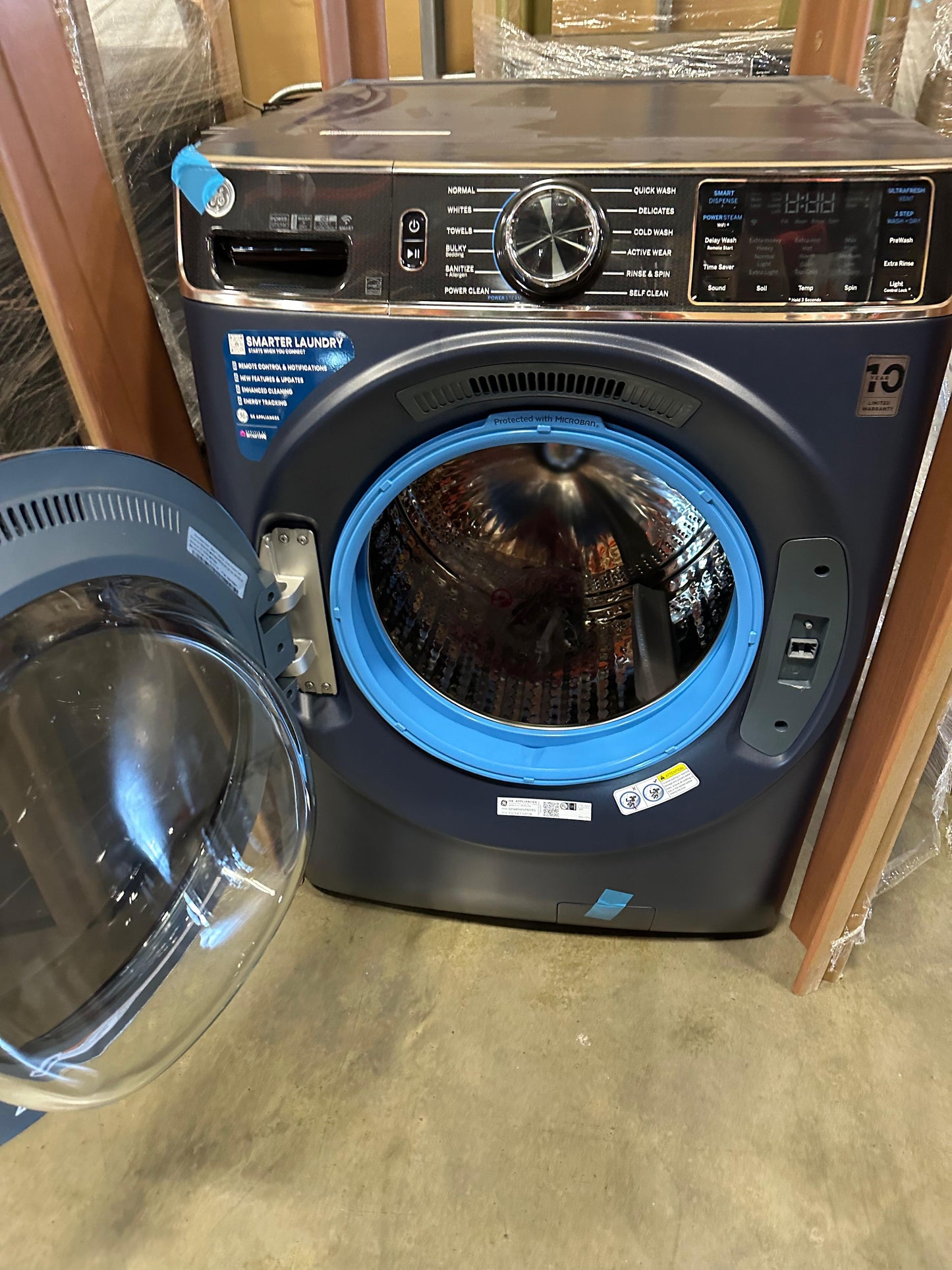 GE® ENERGY STAR® 5.0 cu. ft. Capacity Smart Front Load Steam Washer with SmartDispense™ UltraFresh Vent System with OdorBlock™ and Sanitize + Allergen