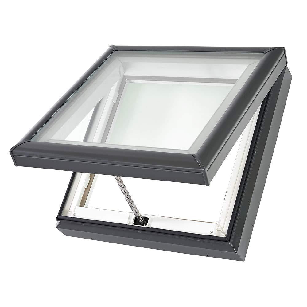 Velux VCM 2222 2004 Velux VCM 2222 2004 27-3/8 Inch x 27-3/8 Inch Laminated Manual Venting Curb Mounted No Leak Skylight from the VCM Collection