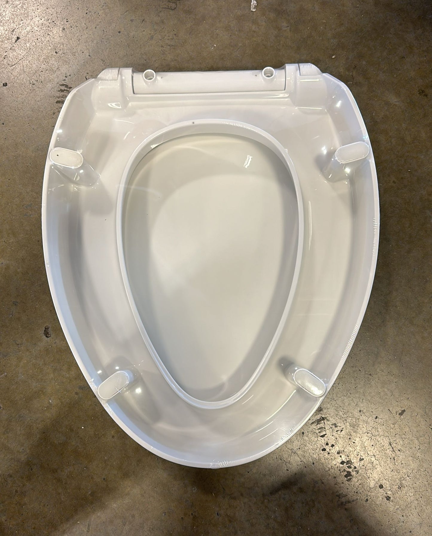 Kohler Hyten Elevated Quiet-Close Elongated Toilet Seat in White