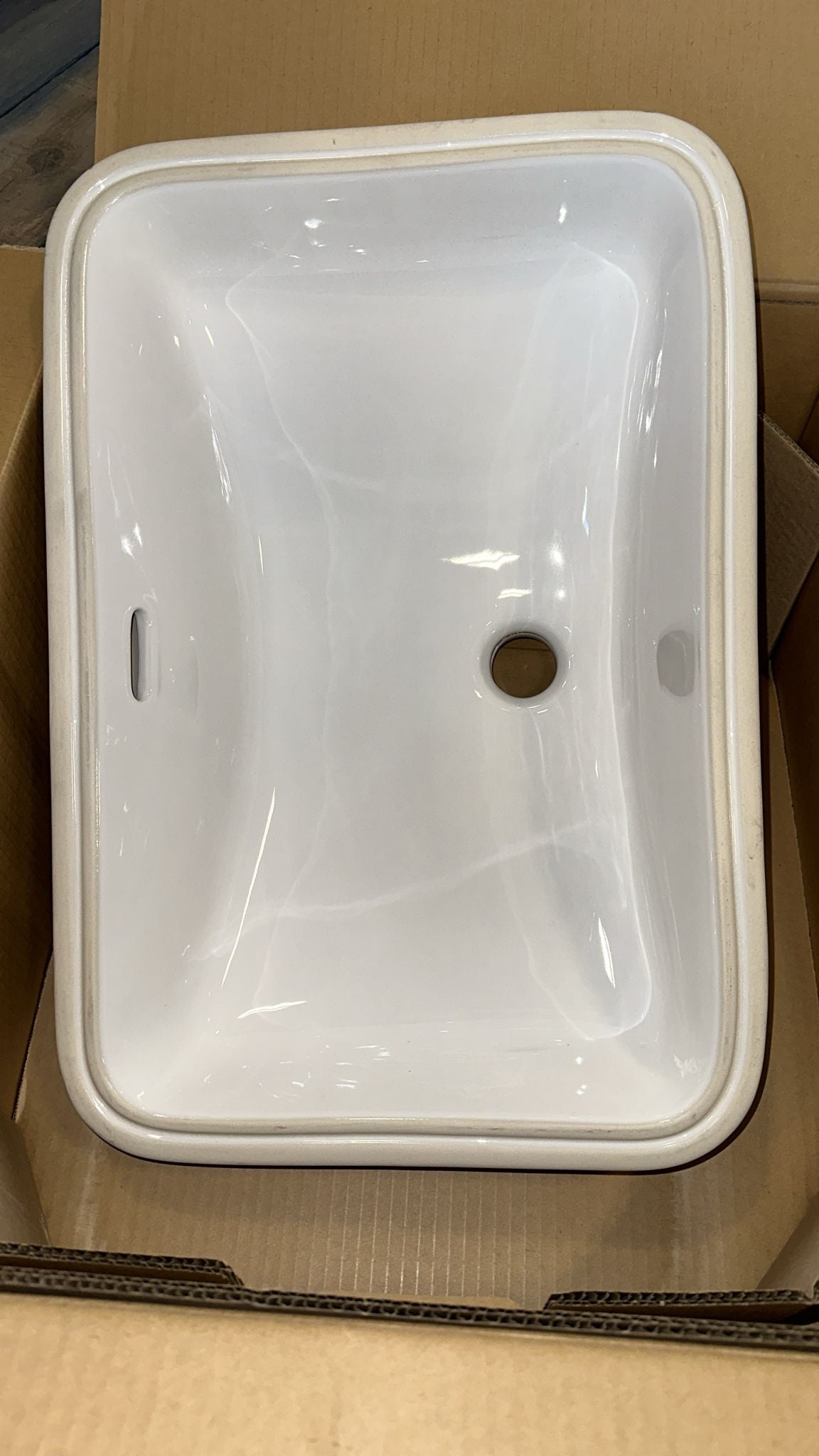 TOTO 19" x 12-3/8" Rectangular Undermount Bathroom Sink with CEFIONTECT, Cotton White - LT542G#01