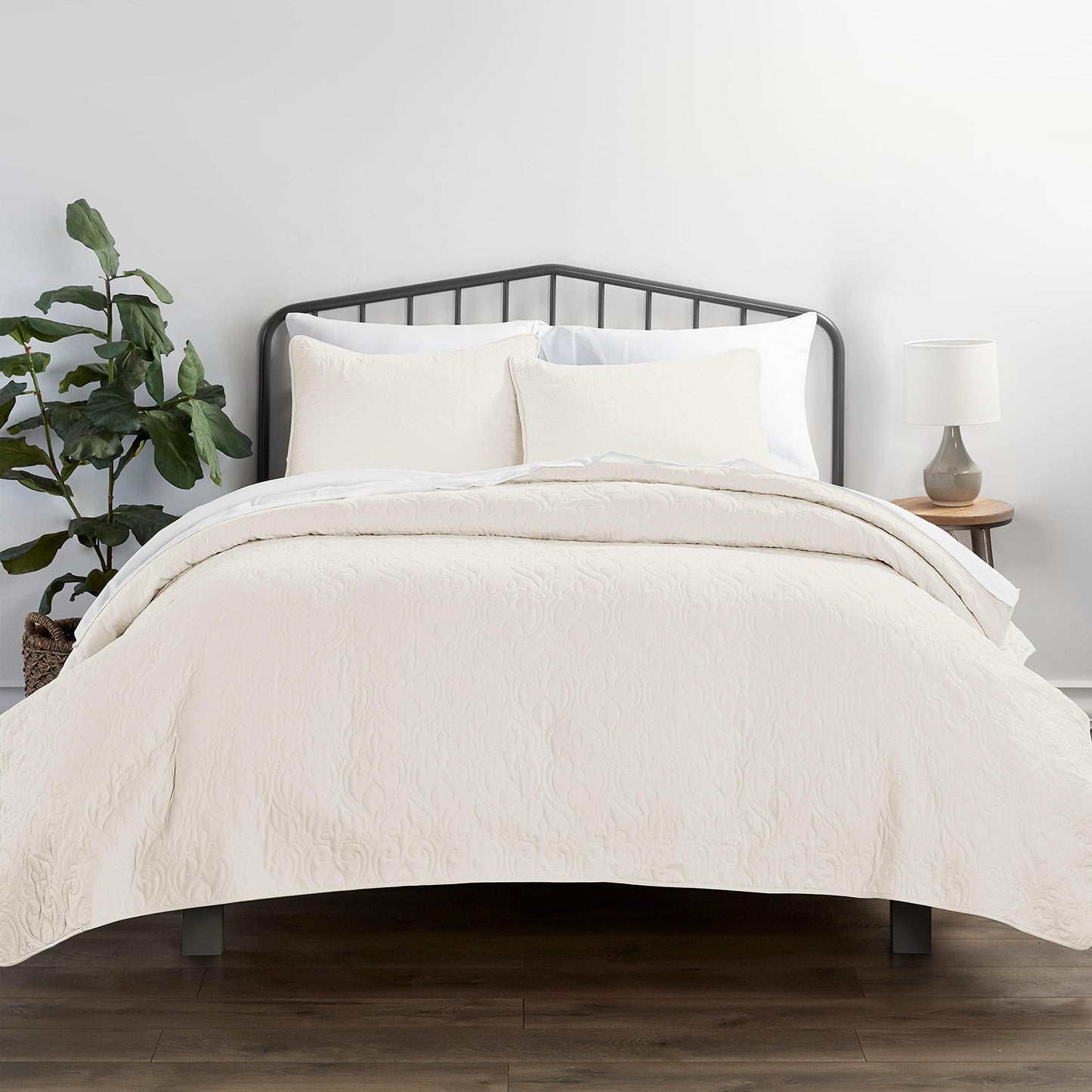 Linen Market 2 Piece White Quilt Twin Size Bed Set - A Lightweight Bedspread & Machine Washable Quilts - Includes Quilted Coverlet and One Pillow Sham - Perfect Bedding Quilts