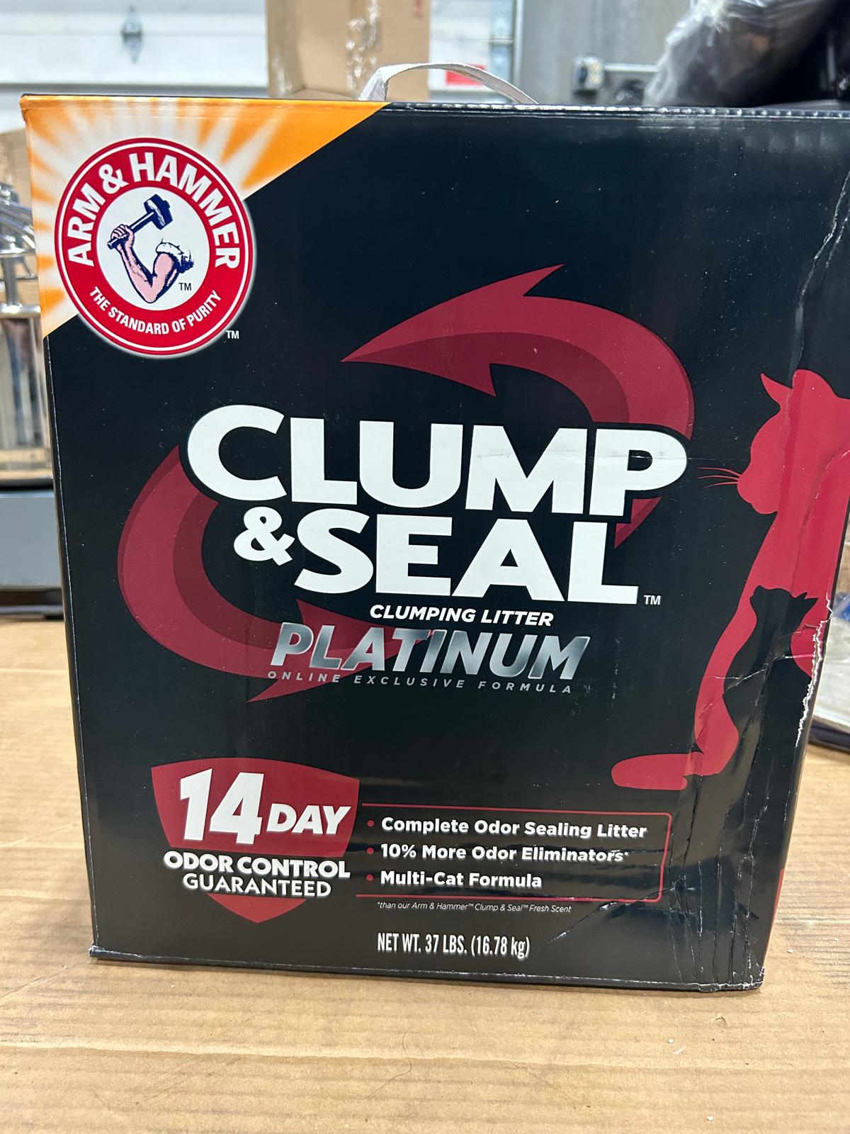 ARM & HAMMER Clump & Seal Platinum Clumping Cat Litter, Multi-Cat, 27.5lb