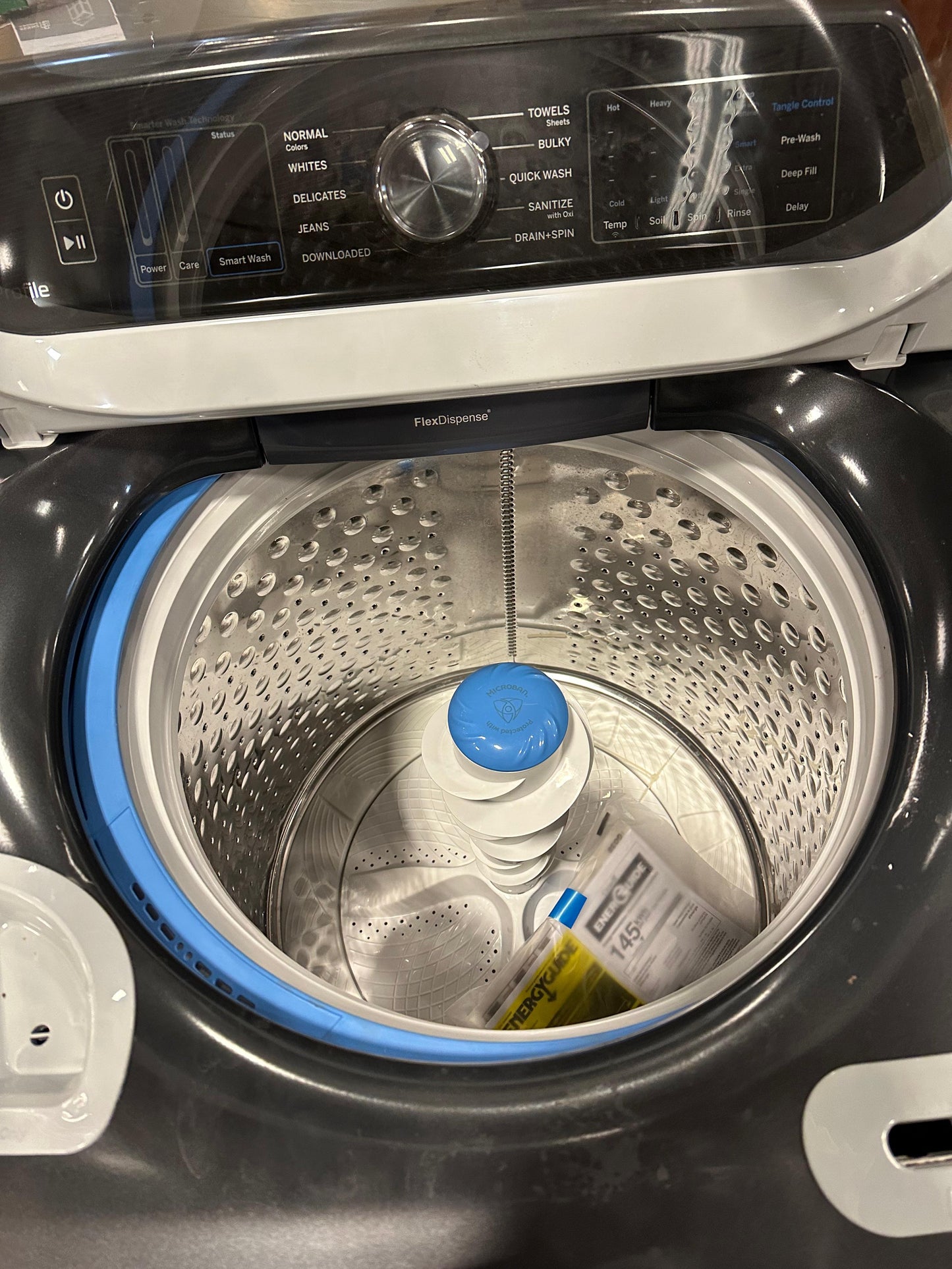 GE Profile™ ENERGY STAR® 5.3 cu. ft. Capacity Washer with Smarter Wash Technology and FlexDispense™