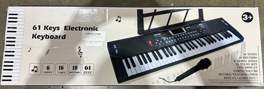 Organ with Microphone, Radio and USB Connection, in Box