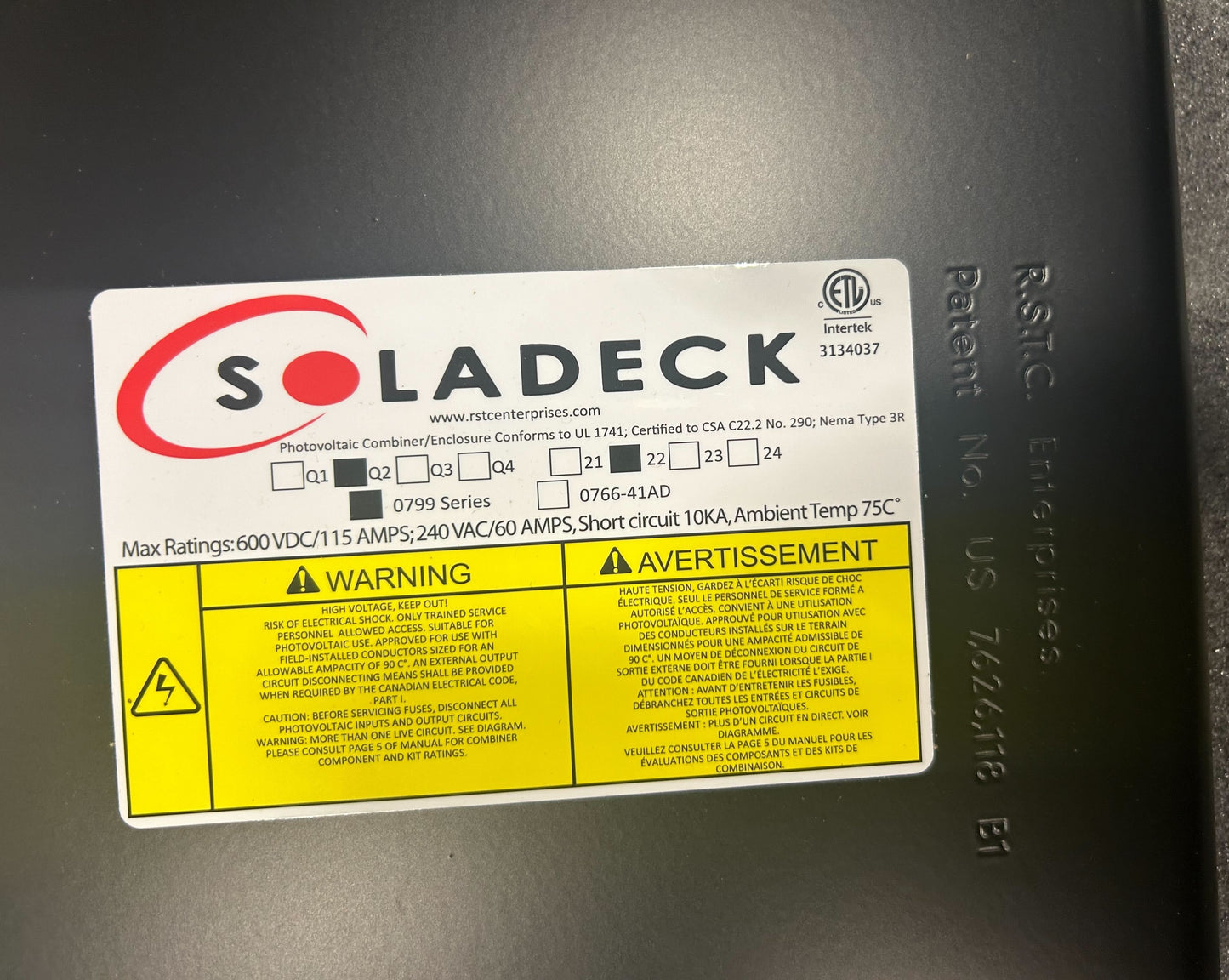 SolaDeck SD-0799-5B 600V Flashed Combiner/Passthrough Box Black