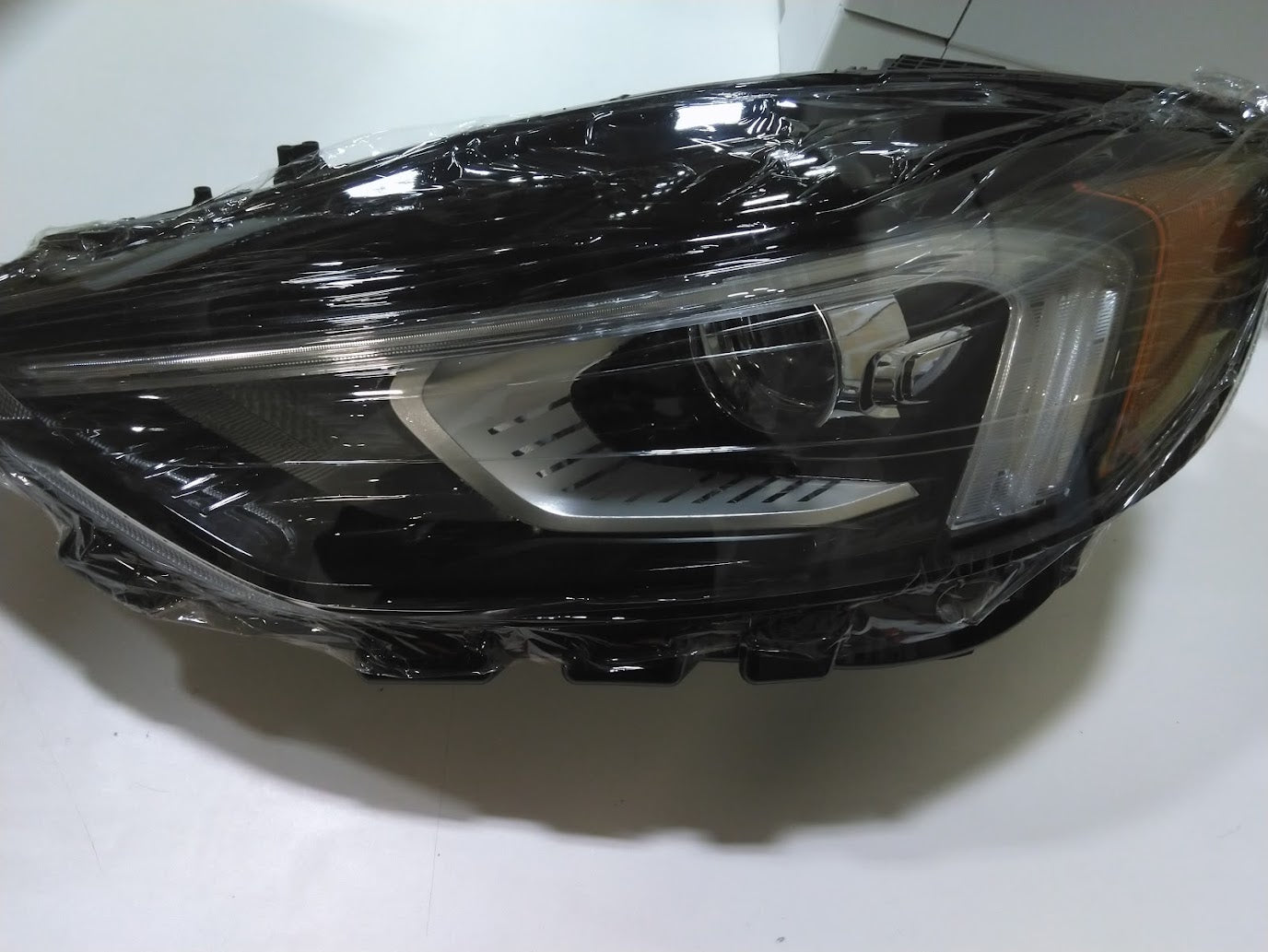 LED Driver Side Headlight For 2019-22 Ford Edge