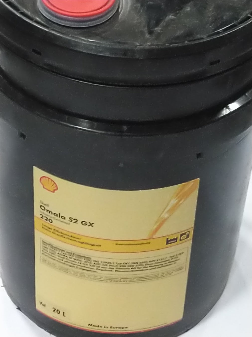 Shell Omala S2 G 220 5 gal OIL