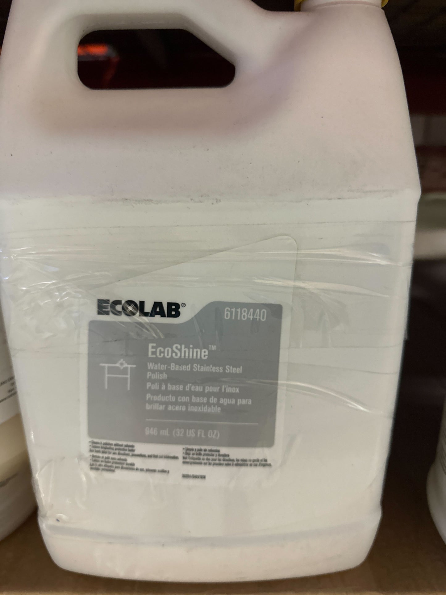 Ecolab Ecoshine 6118440 Water Based Stainless Steel Polish- 32 Ounce Bottle