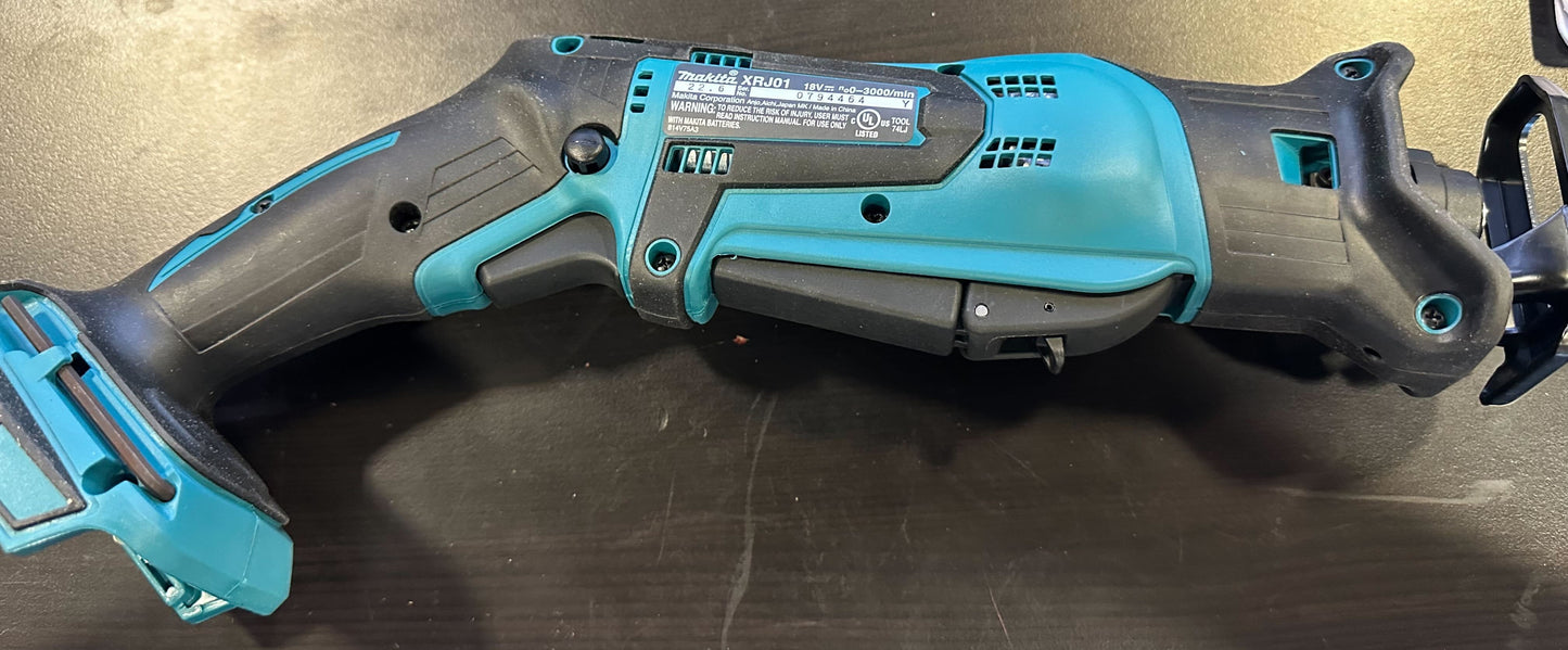 Makita XRJ01Z 18-Volt LXT Lithium-Ion Cordless Compact Reciprocating Saw (Tool Only, No Battery), Bare Tool