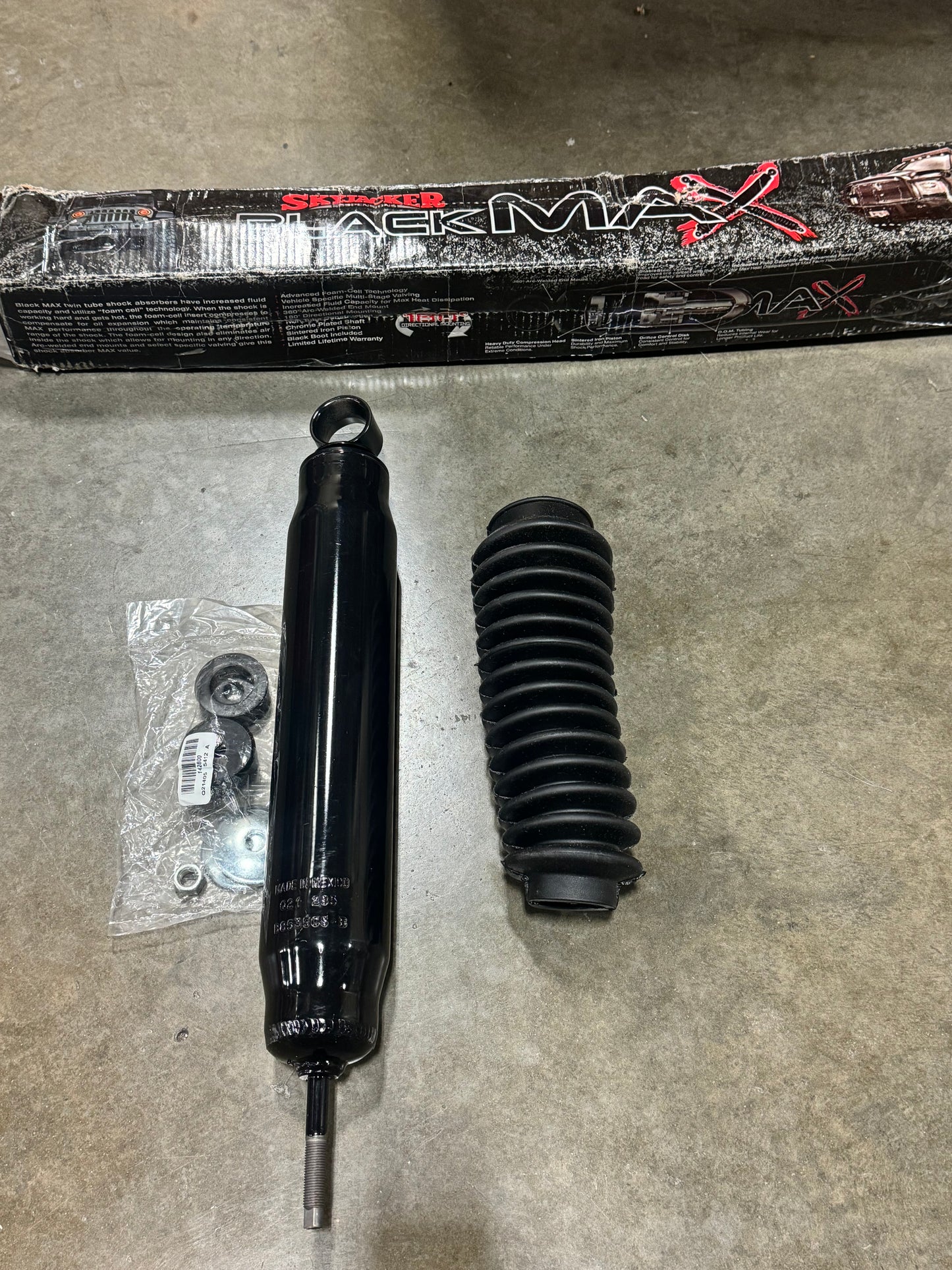 Skyjacker Suspension B8536 Max Foam Cell Hydraulic shock w/ Black Boot / New Single
