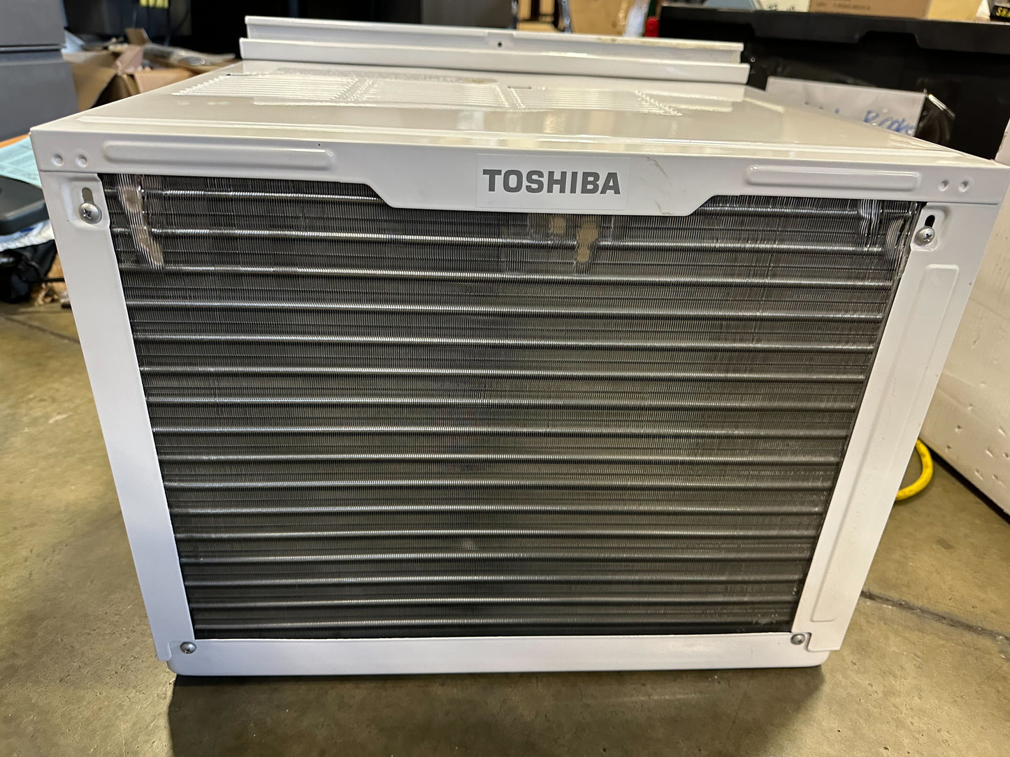 Toshiba 10,000 BTU Smart Wi-Fi Touch Control Window Air Conditioner WK1013CWRU Pre-owned