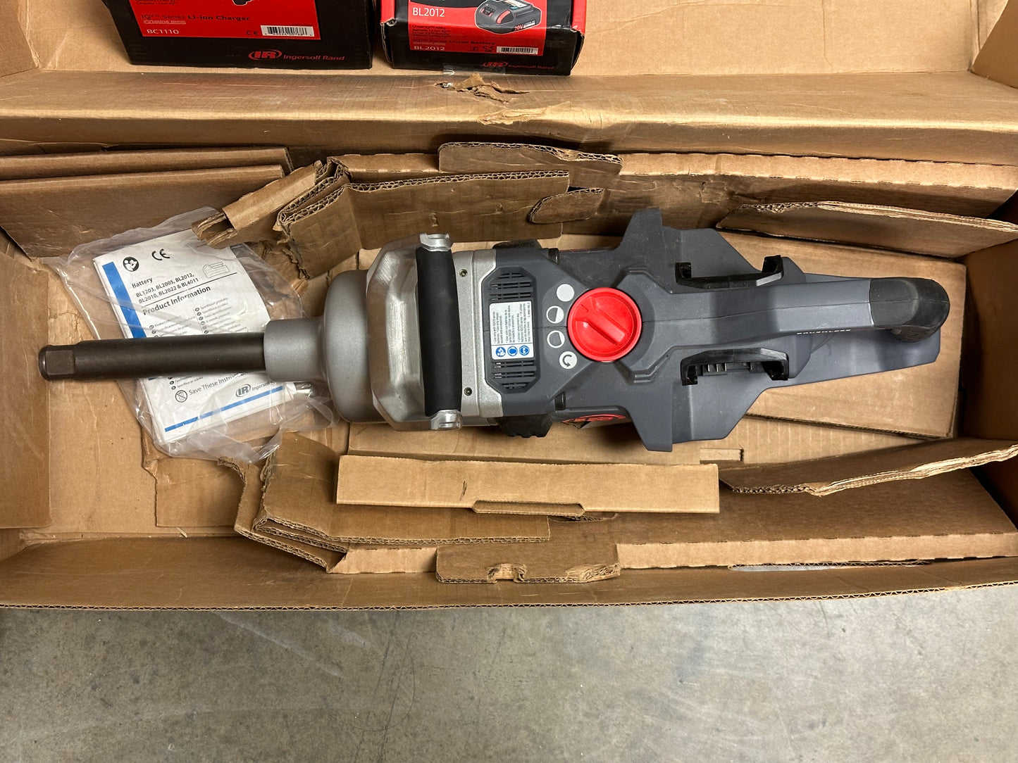 Ingersoll Rand W9691-K4E 20V High-torque 1" Cordless Impact Wrench Kit, includes 3 Batteries and 2 Chargers