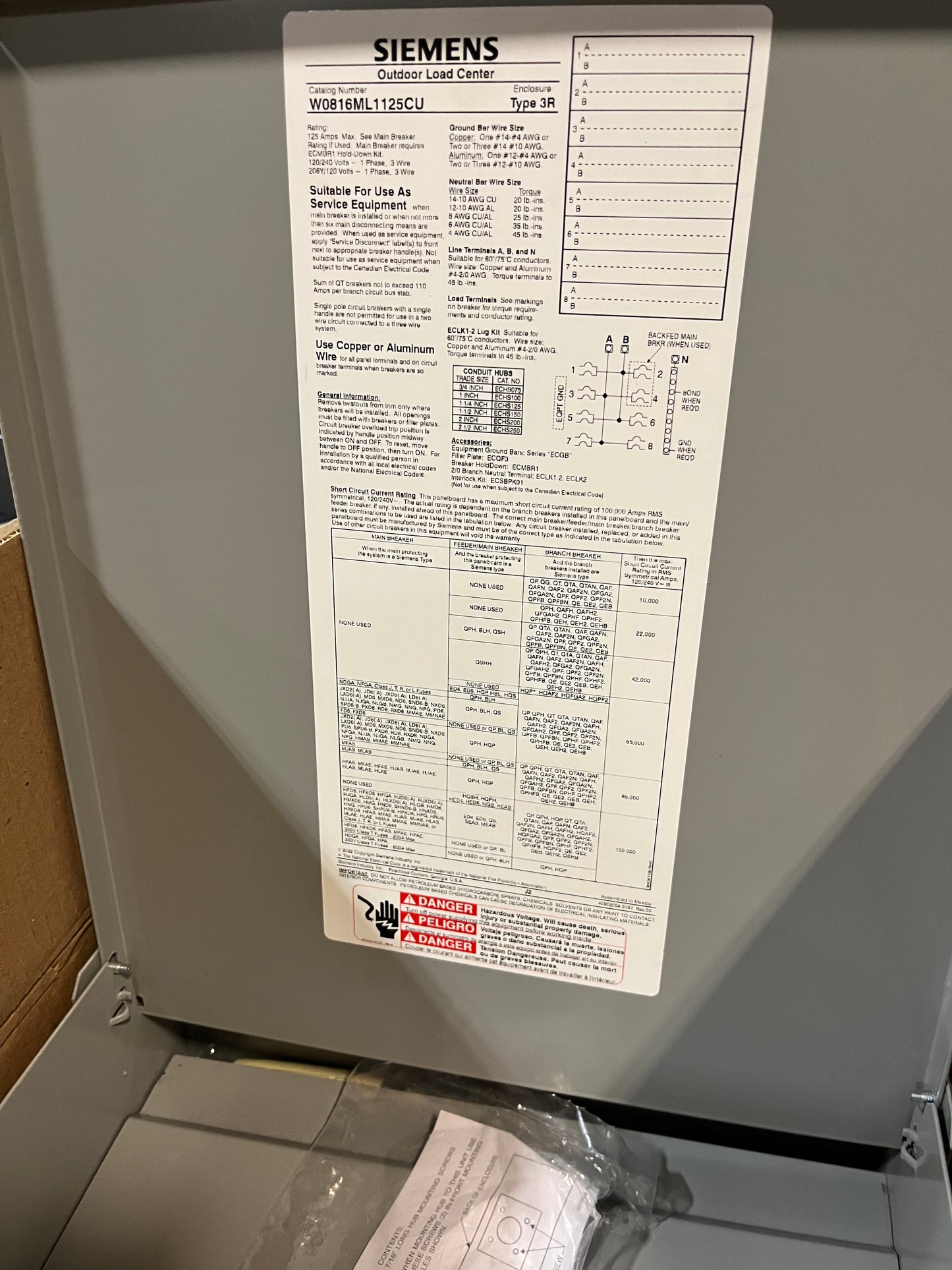 siemens Q 125 Amp 8-Space 16-Circuit Main Lug Outdoor Load Center