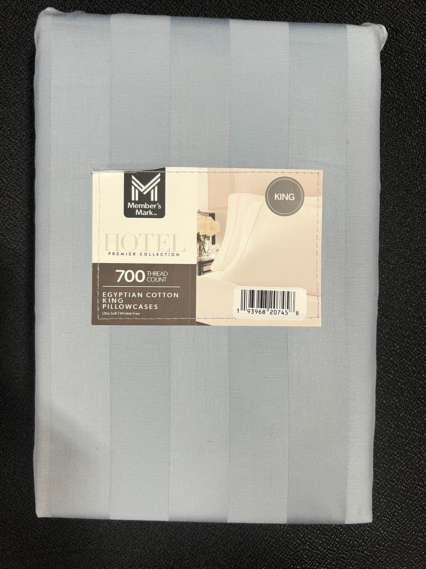 Member’s Mark 700-Thread-Count Solid Egyptian Cotton Pillowcases, Set of 2