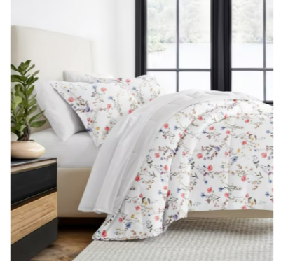 Casual Comfort Meadow Floral Midweight Down Alternative Comforter Set TWIN