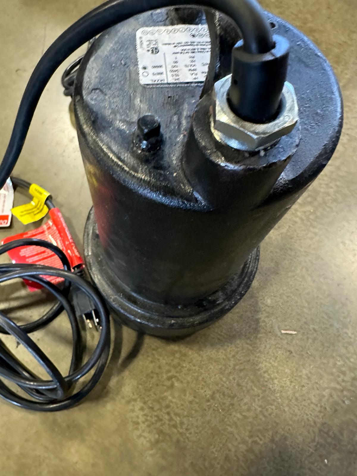 Like New Fully Operational Dayton, 3BB80, Sump Pump, 3/4 HP, 1-1/2" NPT, 15 ft.