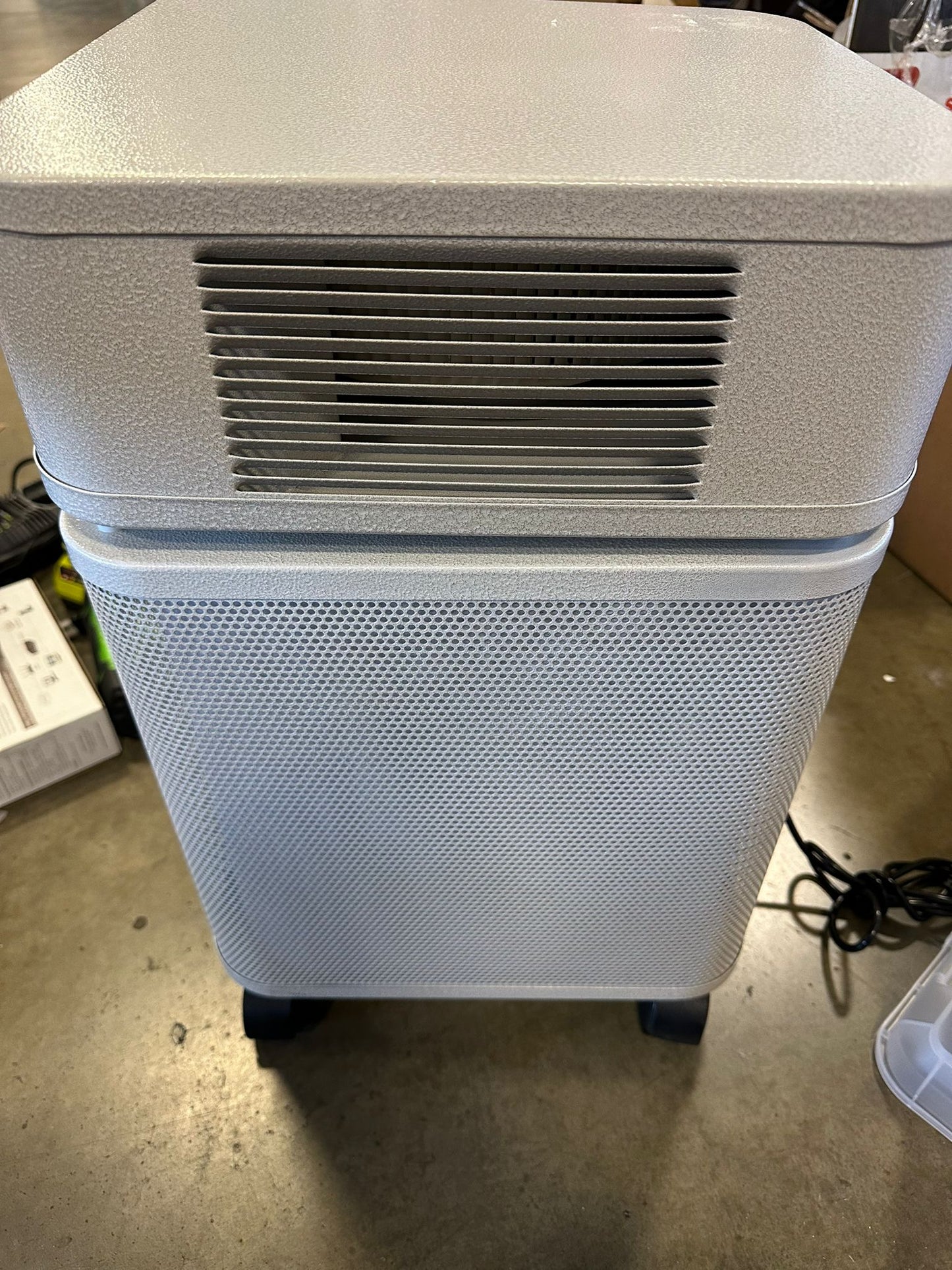 Austin Air Allergy Machine HEPA Air Purifier Model HM405