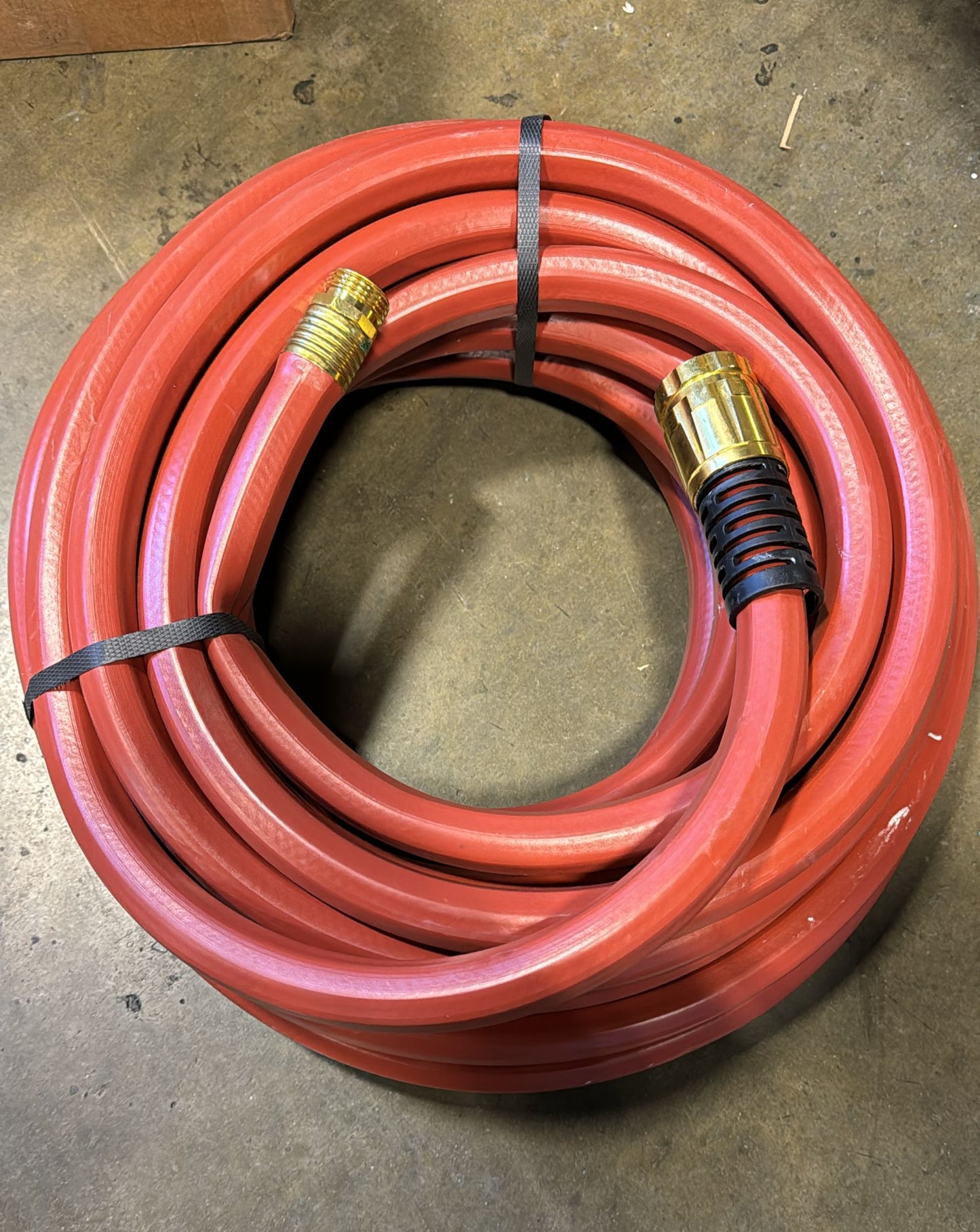 Swan Products CELSGHW58050 Element MAXLite Hot Water Rubber+ Hose with Crush Proof Couplings 50' x 5/8", Red