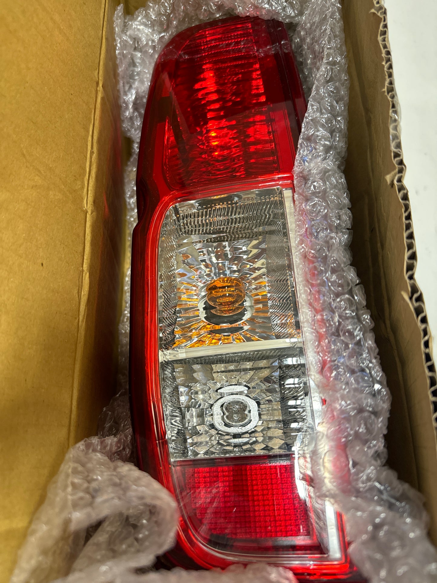 DORMAN TAIL LIGHT ASSEMBLY FOR NISSAN FRONTIER 2005-14 DRIVER SIDE ONLY